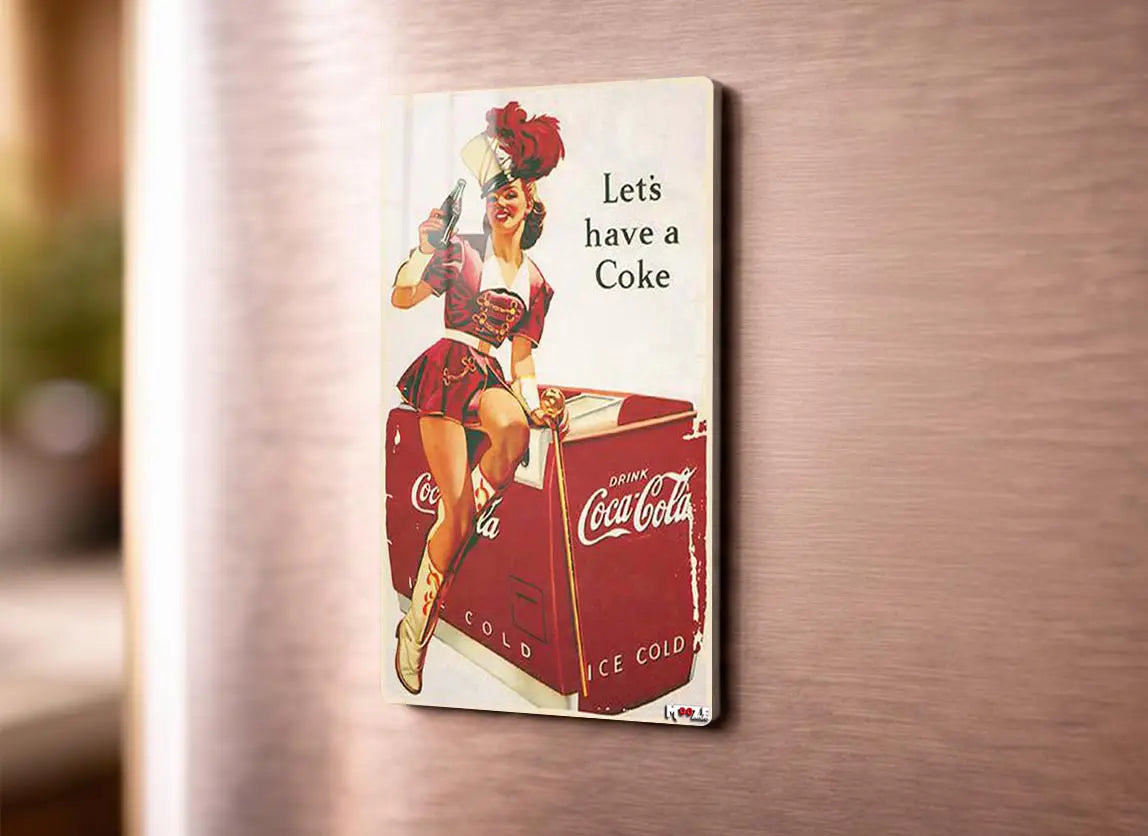 Bando Kızı: Coca-Cola Molası Magnet