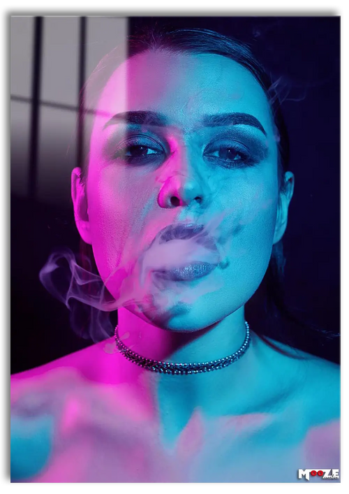 Gece Esintisi: Neon Duman