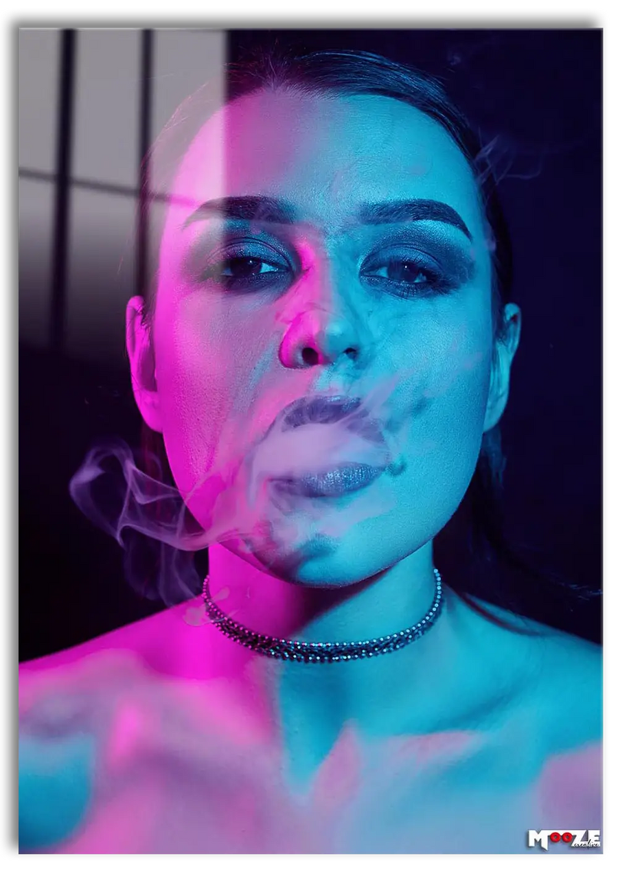 Gece Esintisi: Neon Duman