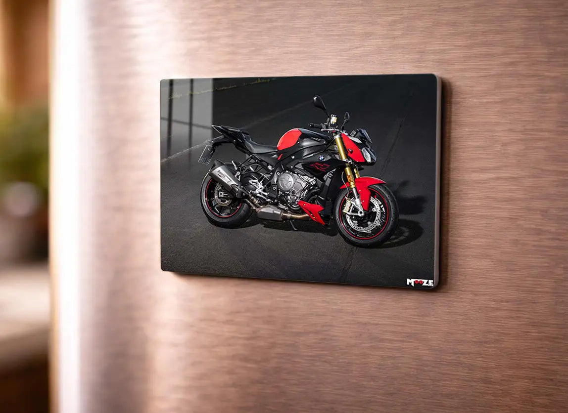 Kırmızı Agresif: BMW S 1000 R Magnet
