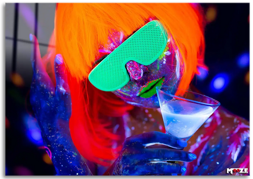Neon Gece: Turuncu Saç