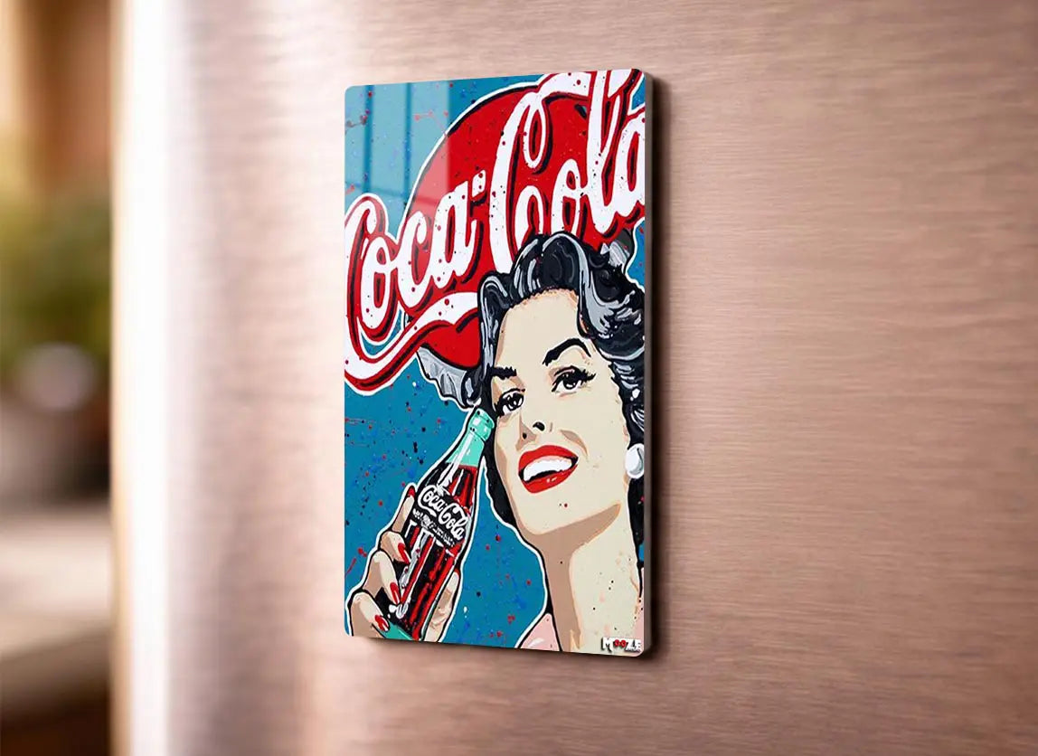 Pop Art Kola: Mutlu Kadın Magnet