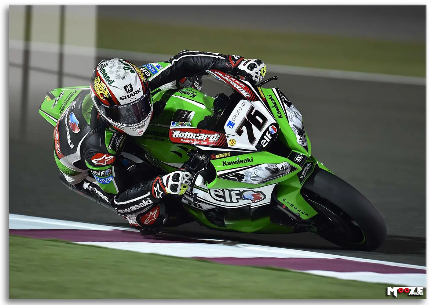 Yeşil Hız: Kawasaki Ninja Virajı Magnet